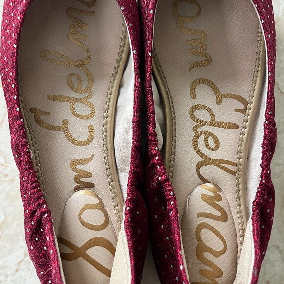 Sam Edelman Sz 9 Felicia Ballet Flat Burgundy Damask with Bow and Logo Charm - Picture 9 of 16